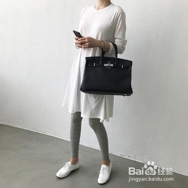 灰色打底袜怎么搭配鞋子