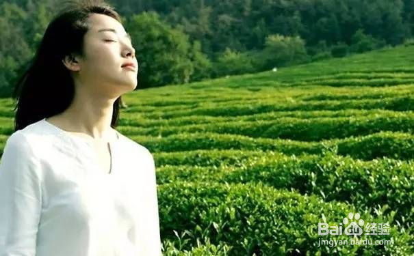 突然一直打嗝不止怎么办？打嗝怎么快速解决？