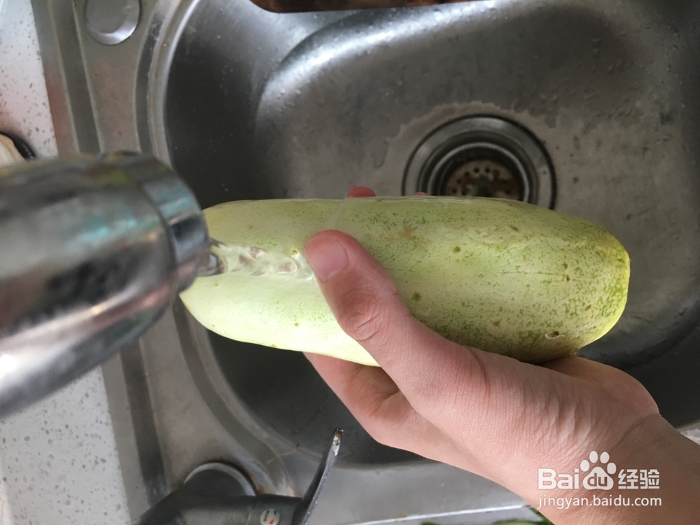 水果黄瓜清炒火腿肠怎么做才好吃？