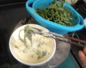 油炸汉菜(苋菜)的做法