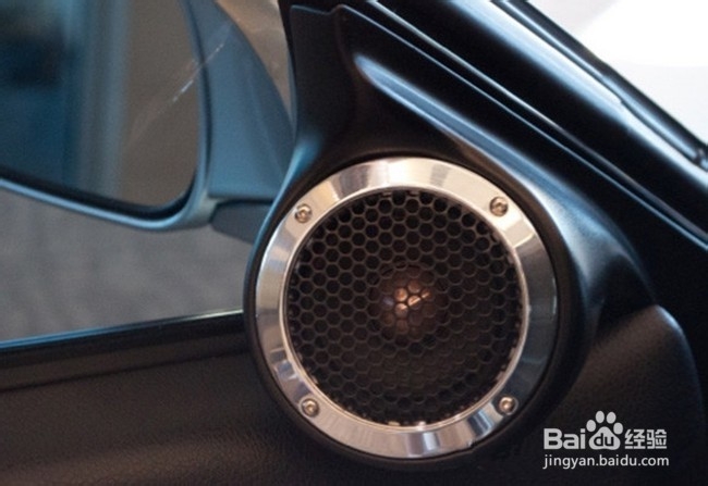 英菲尼迪G35音响改装美国Hybrid Audio