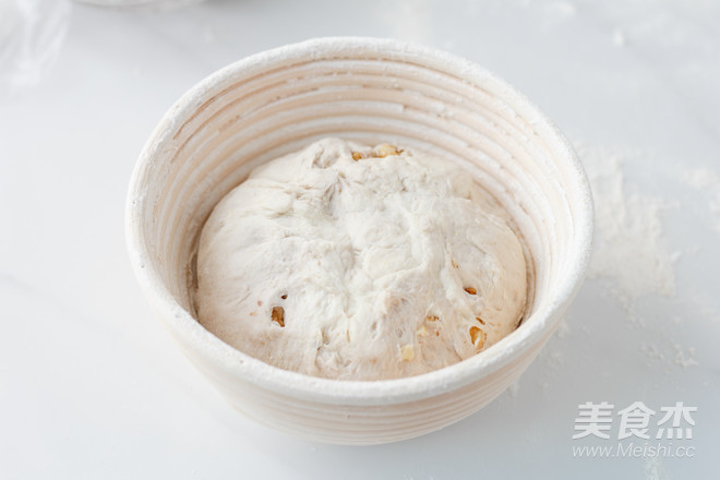 核桃全麦乡村软欧