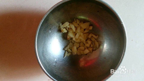 小人参——素炒胡萝卜丝的做法