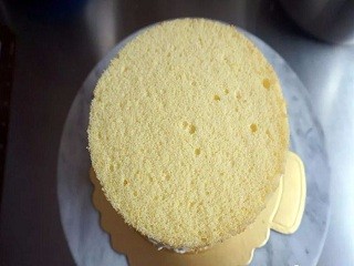 奶油水果生日蛋糕怎么做？