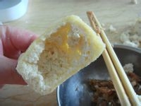 浇汁油豆腐塞肉家常菜的做法教程