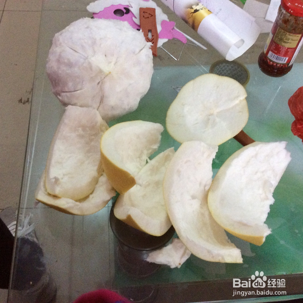 巧扒柚子皮，巧用柚子皮