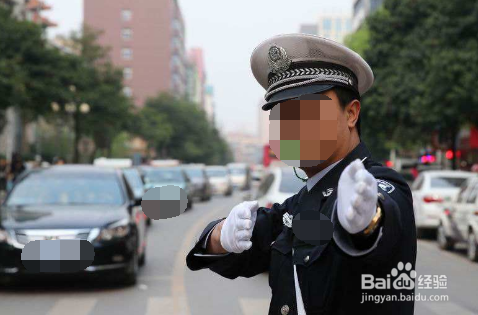 什么情况下闯红灯可免于处罚