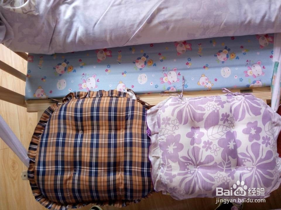把宝宝的婴儿床改造扩宽变成大床