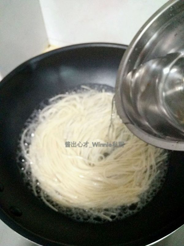 西红柿鸡蛋打卤拉面