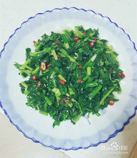 韭菜的简单做法——小米椒拌韭菜
