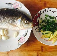 鲫鱼汤的简单做法