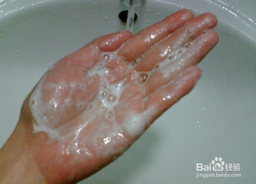 皮肤正确的洗脸方法