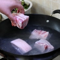 <b>国宴级红烧肉的家常做法正宗红烧肉怎么做才好吃</b>