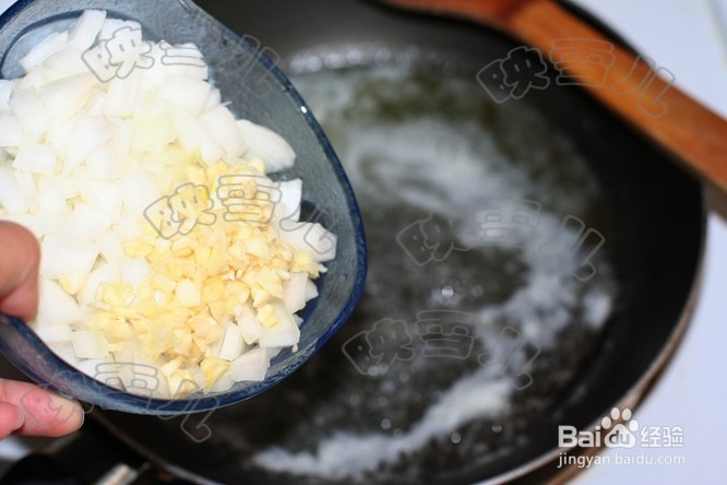 西餐厅玉米浓汤的做法