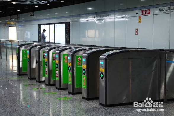 在上海怎么坐地铁