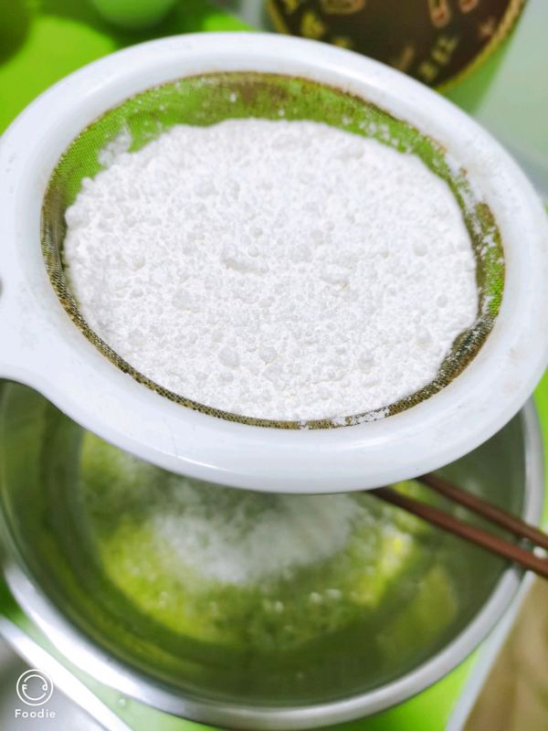 电饭锅抹茶蛋糕