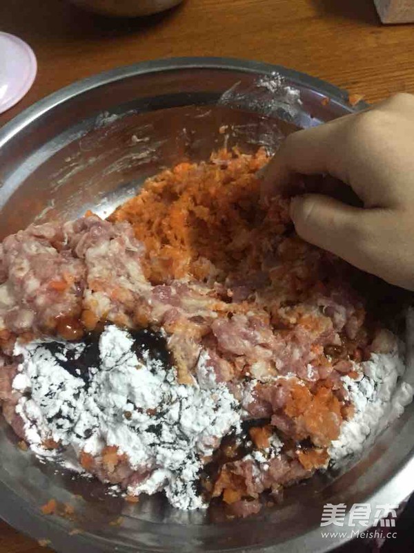 玫瑰花饺子的做法