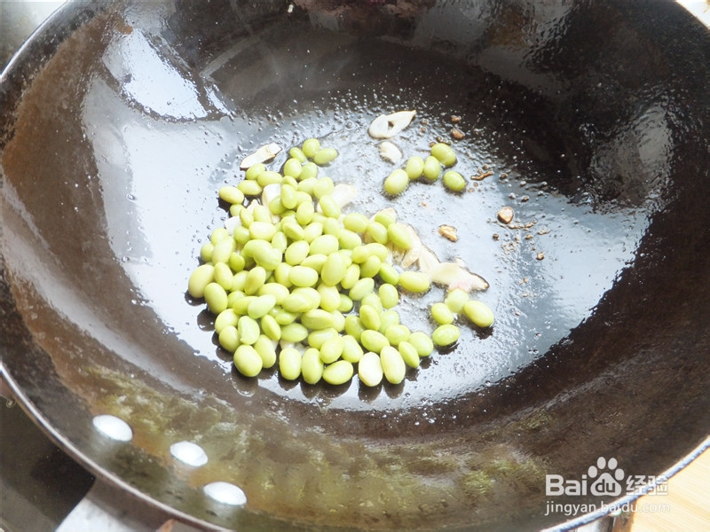 营养丰富——红椒毛豆炒肉做法