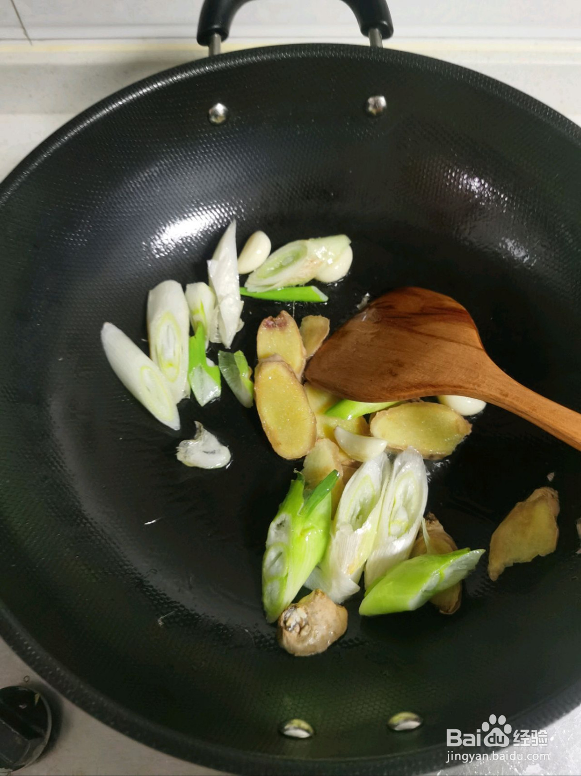 红烧小羊腿的做法