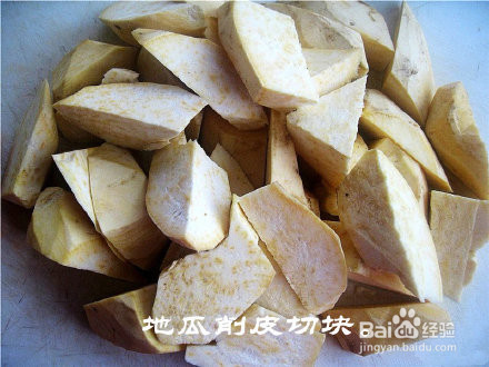 【香甜可口的拔丝地瓜做法！】步骤简单。