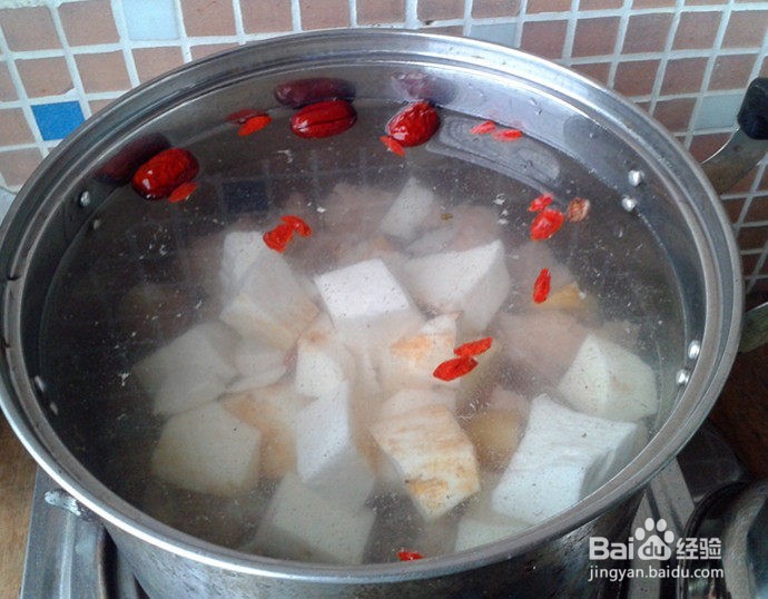 最好吃的山药排骨汤的做法