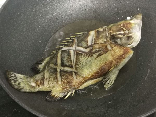 香菇豆腐煮桂鱼米粉