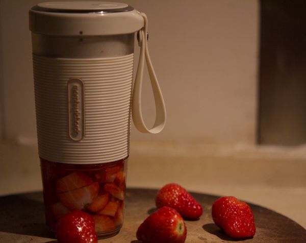 草莓酸奶慕斯蛋糕