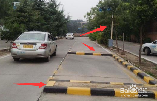 新手学车怎么找方向感