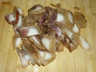 腊肉炒干豆角--做法
