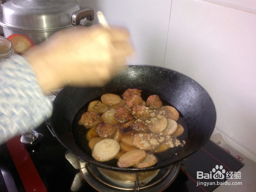 香辣木耳烧素鸡的做法