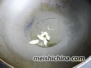 丝瓜鲜虾煮年糕