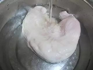 猪肚芯的清洗方法