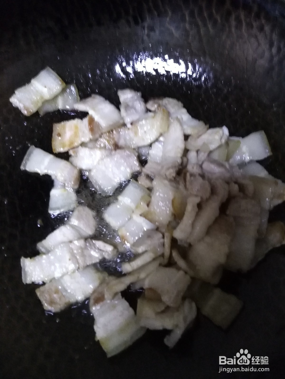 五花肉炒香菇