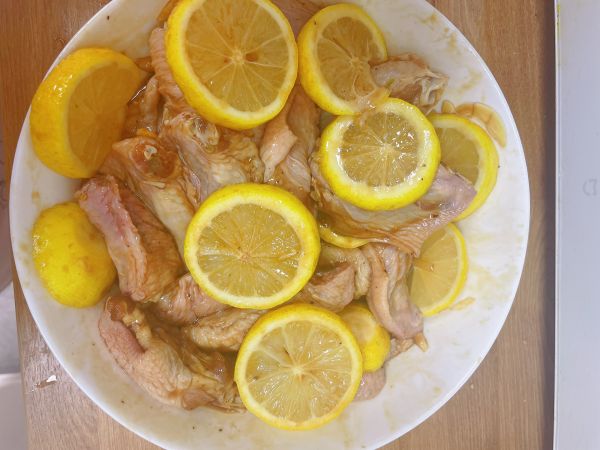 秘制柠檬烤鸡翅