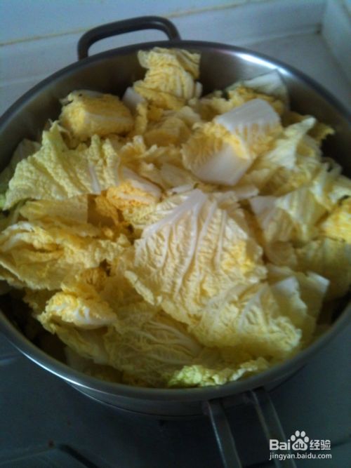 软糯清香的鸡汁白菜叶煨鸡蛋