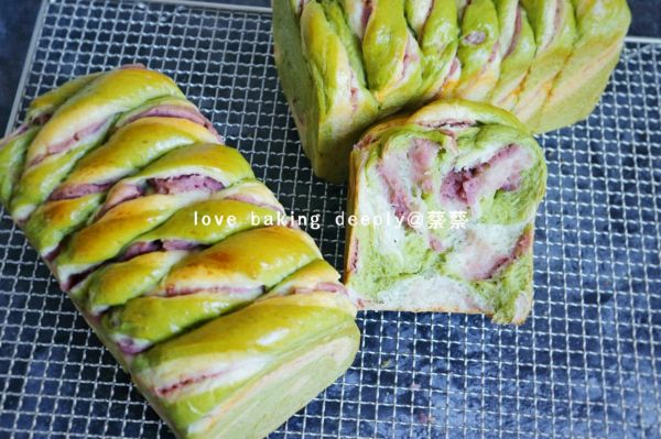 抹茶双色香芋吐司