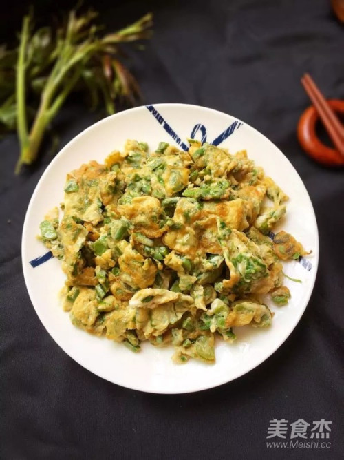 香椿炒鸡蛋的做法