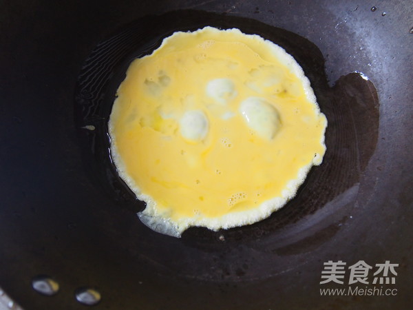 罗勒肠牛肉炒饭