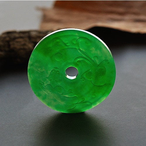 翡翠玉器收藏必须达到的几点