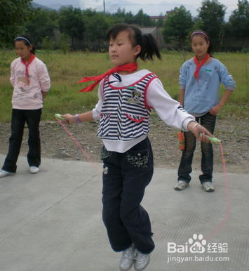 怎样教孩子学跳绳