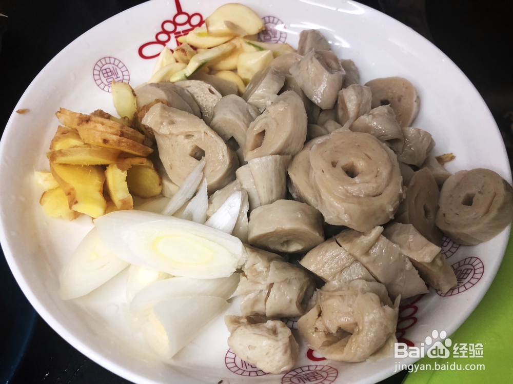 孩子爱吃的排骨面筋