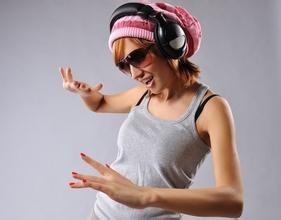 跟人交往时怎样克服脸红？