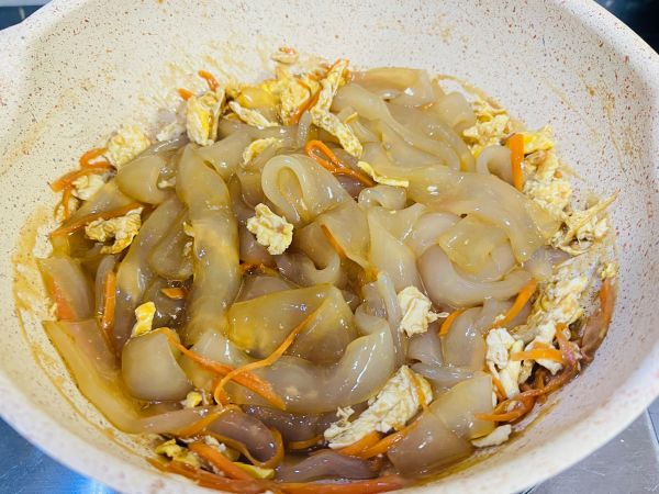 麻酱炖东北大拉皮