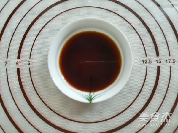多汁碎牛排三明治