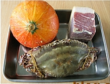 南瓜咸肉蒸膏蟹