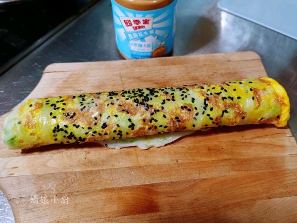 #四季宝蓝小罐#花生酱鸡蛋早餐饼