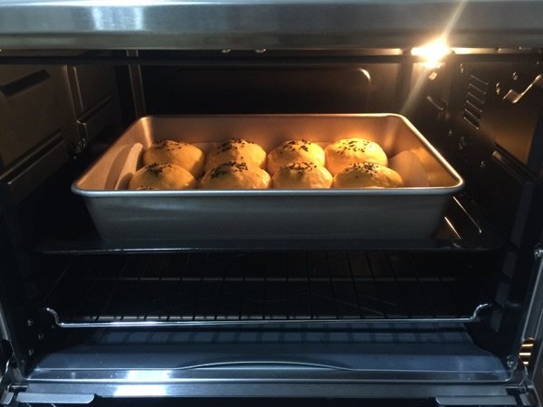 珍馐美味,奶香小餐包