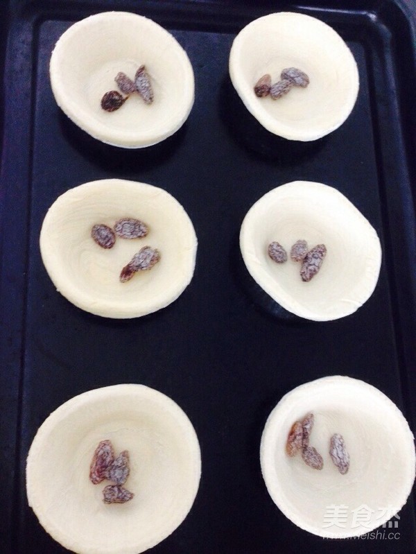 酸奶葡萄干蛋挞