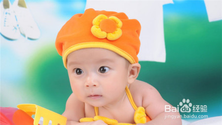 宝宝出现黄疸时，需要怎样治疗？