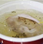 以耳识人——辣炒耳丝的做法